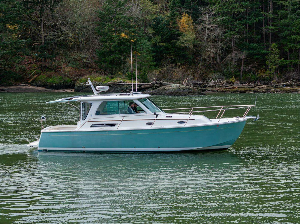 Back Cove 33 Yacht For Sale
