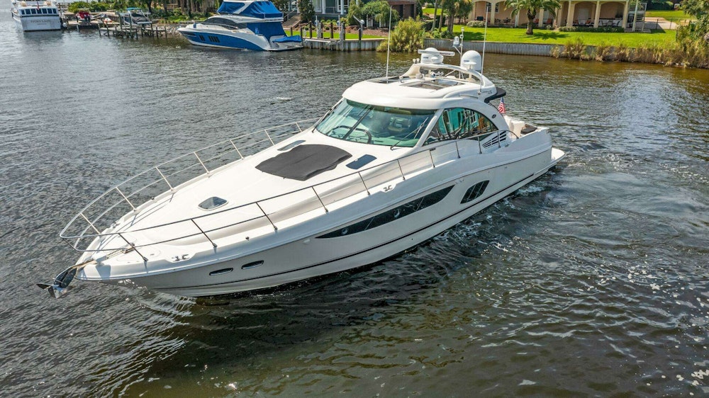 Sea Ray 610 SUNDANCER Yacht For Sale