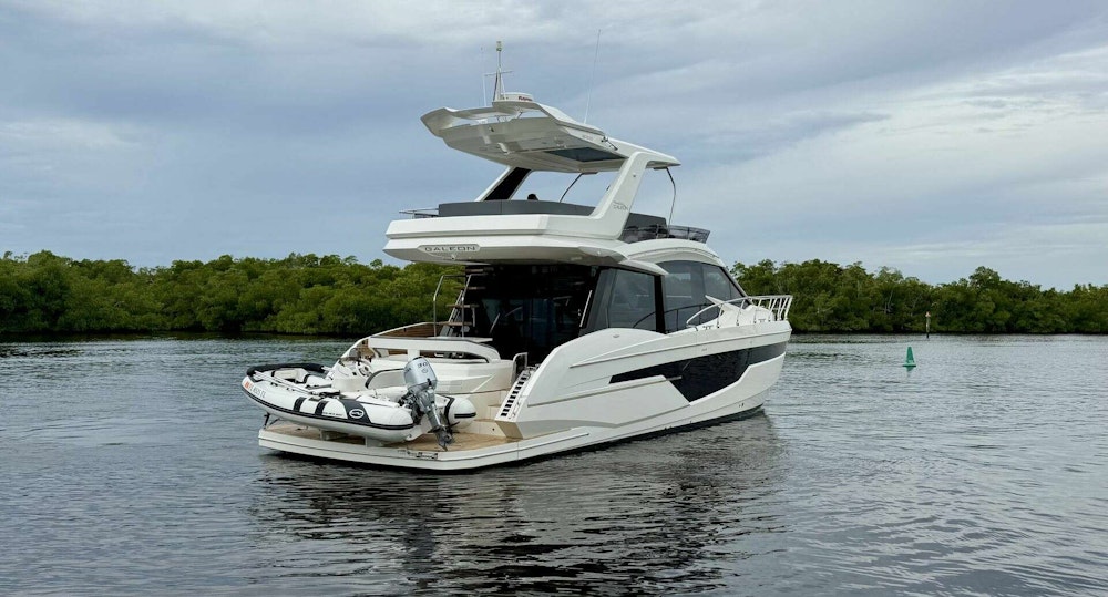 Galeon 500 FLY Yacht For Sale