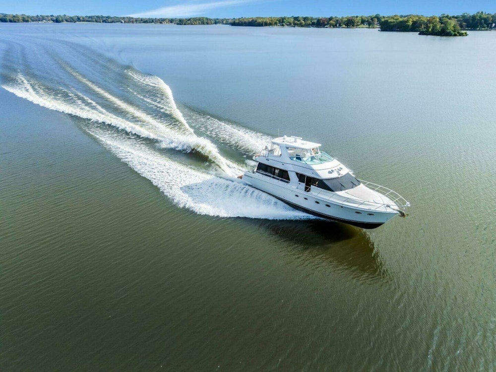 Carver  Yacht For Sale