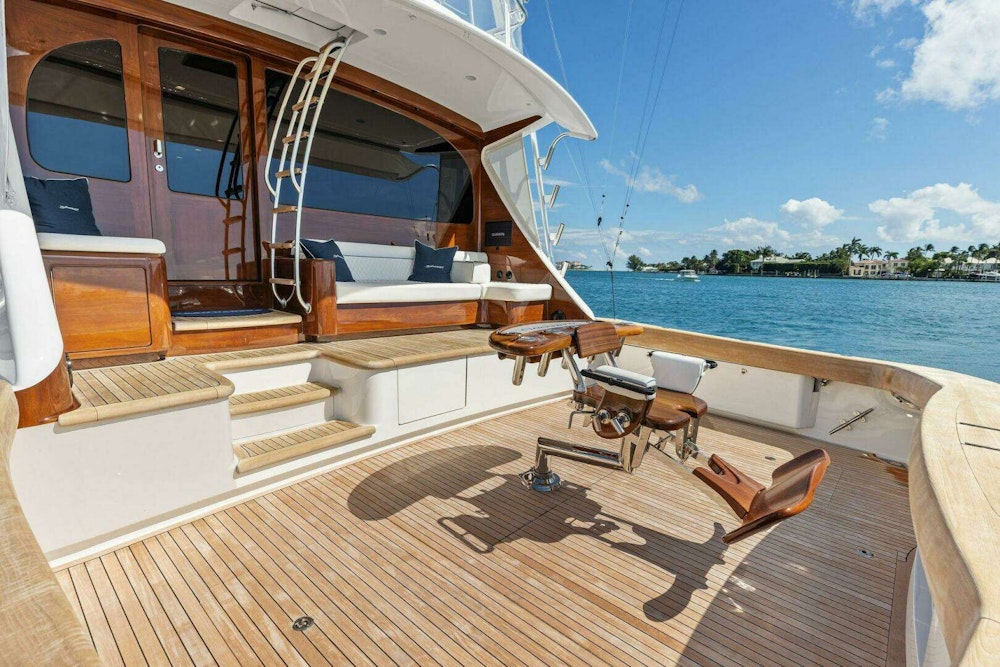 Viking 82 Convertible Yacht For Sale