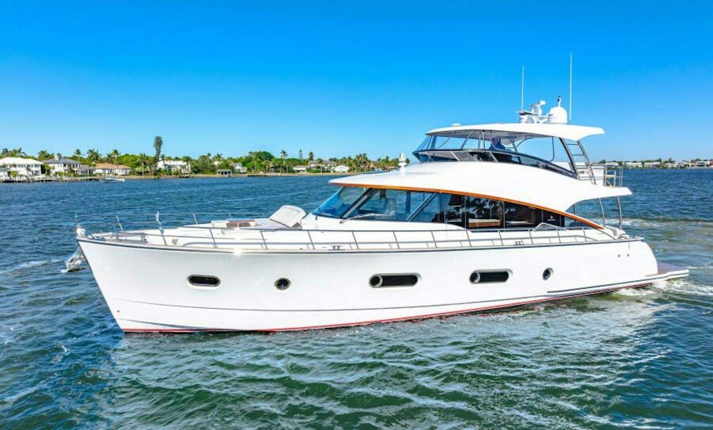 Belize 66 Daybridge Yacht For Sale