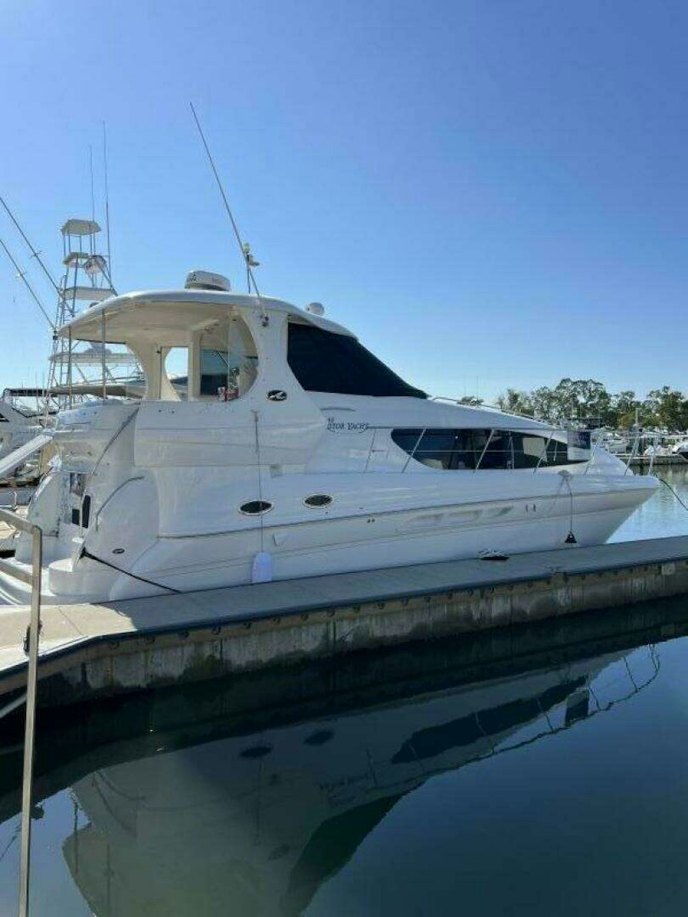 Sea Ray  Yacht For Sale