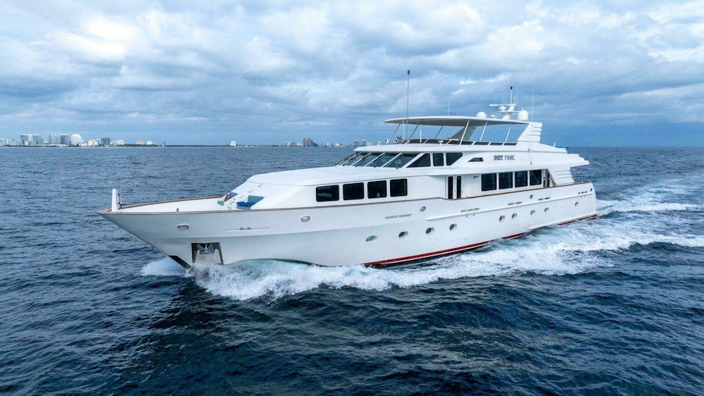 Trinity Yachts  Yacht For Sale