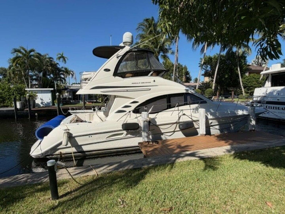 Sea Ray 42 Sedan Bridge Yacht For Sale
