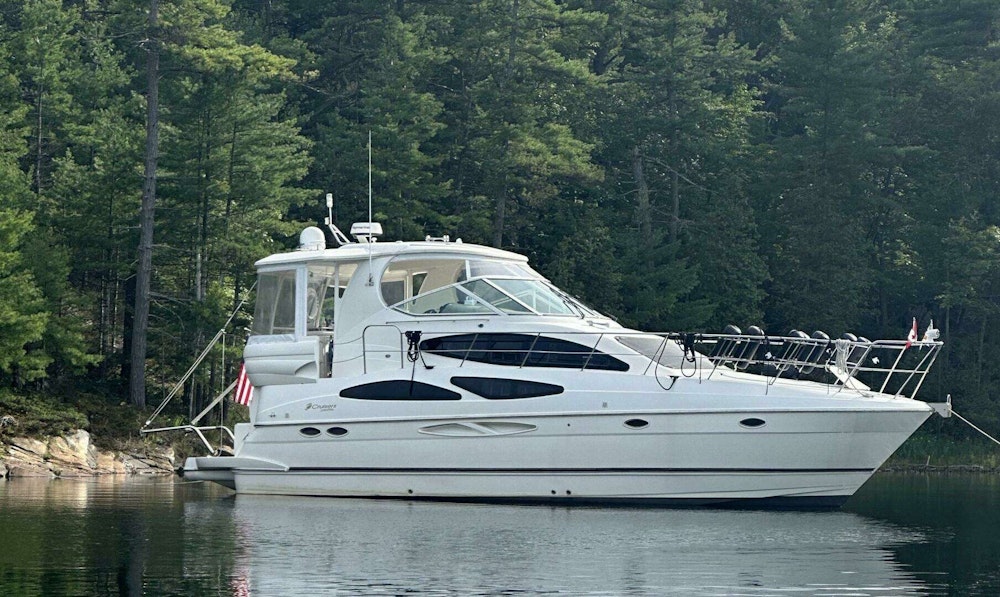 Cruisers Yachts 405 Express Motoryacht Yacht For Sale