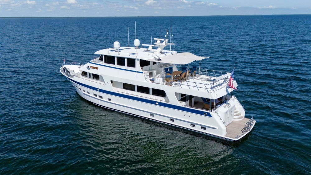 Outer Reef Yachts 860 Deluxbridge Motoryacht Yacht For Sale