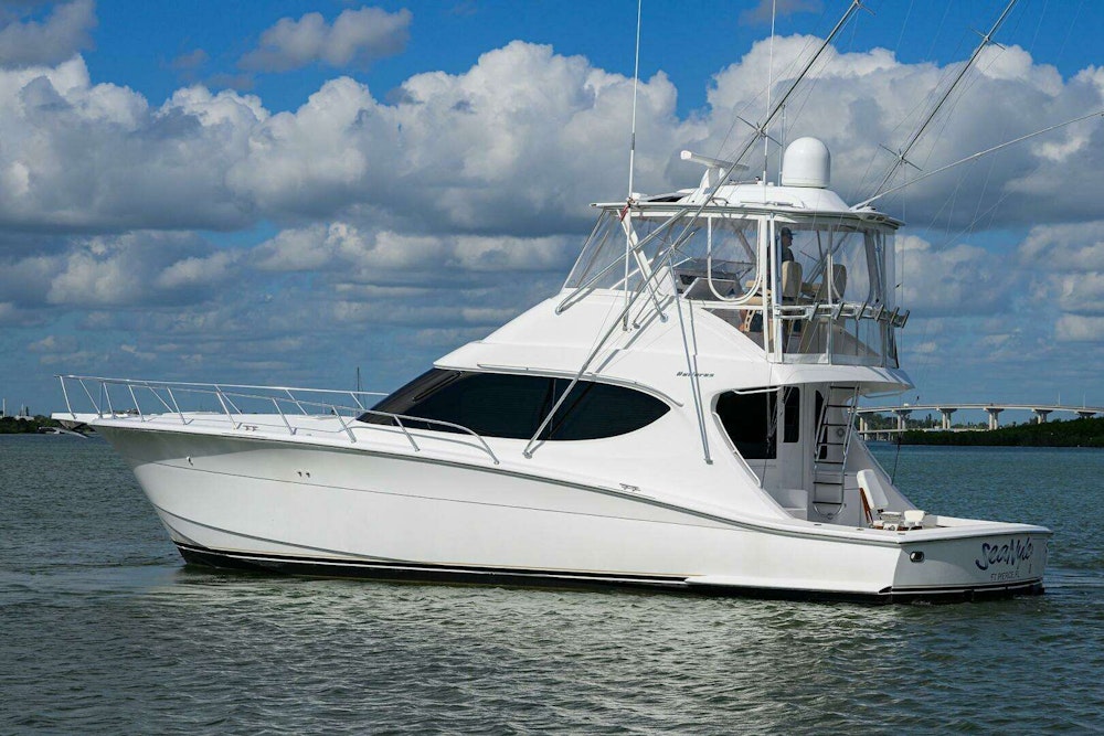 Hatteras GT 54 Yacht For Sale