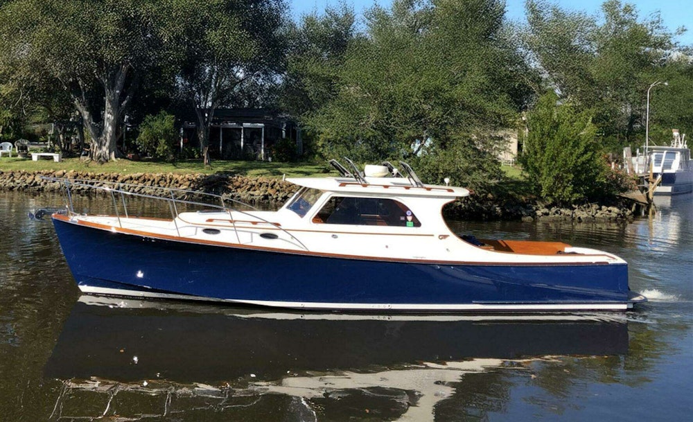 Hinckley 36 Picnic Boat EP Yacht For Sale
