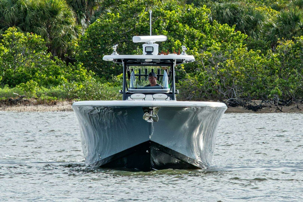 Tidewater 320 CC Yacht For Sale