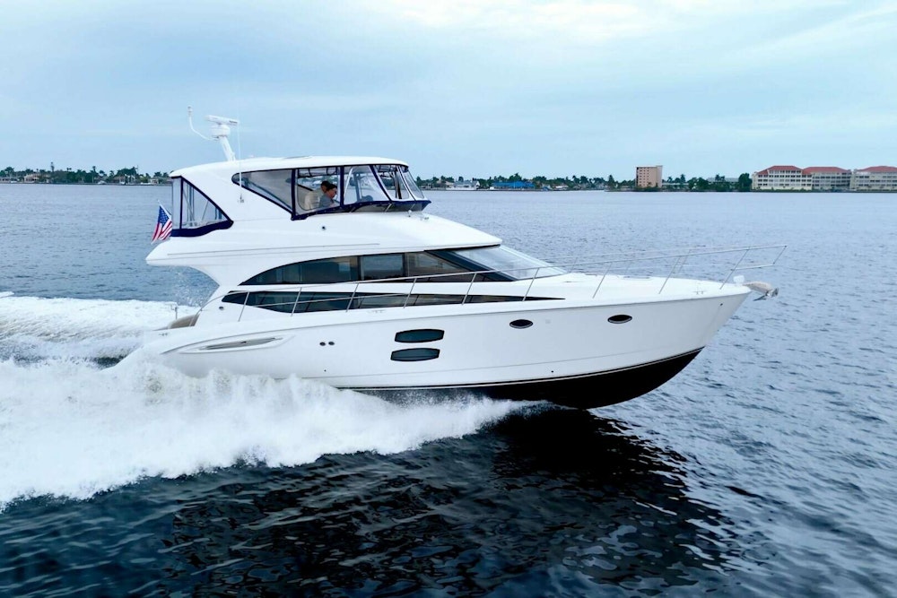 Meridian 441 Sedan Yacht For Sale