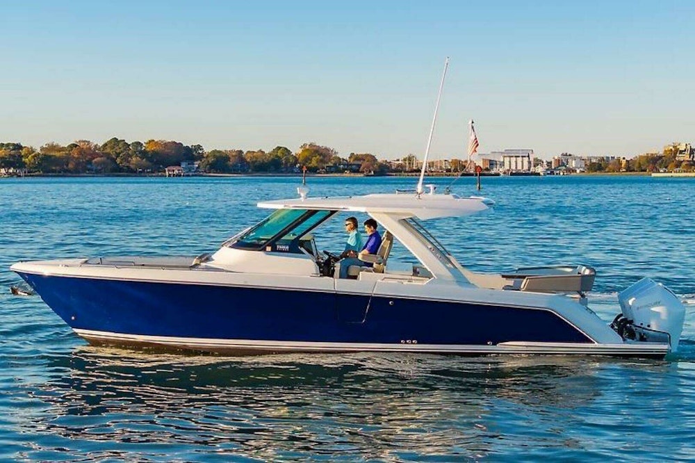 Tiara Yachts 38 LS Yacht For Sale