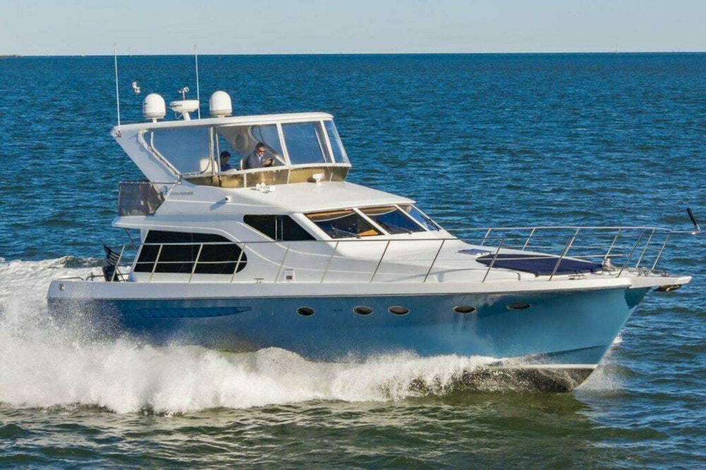 Ocean Alexander 52 Sedan Yacht For Sale