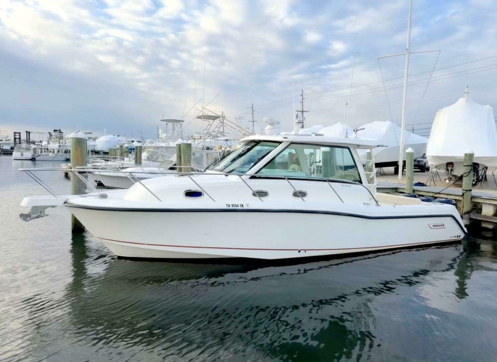 Boston Whaler 345 Conquest Pilothouse Yacht For Sale