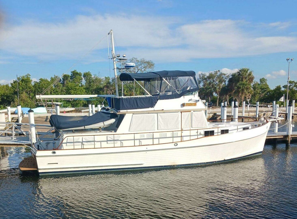 Grand Banks Classic Yacht For Sale