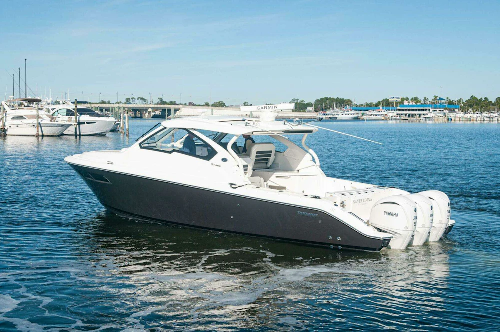Pursuit DC 365 Dual Console Yacht For Sale