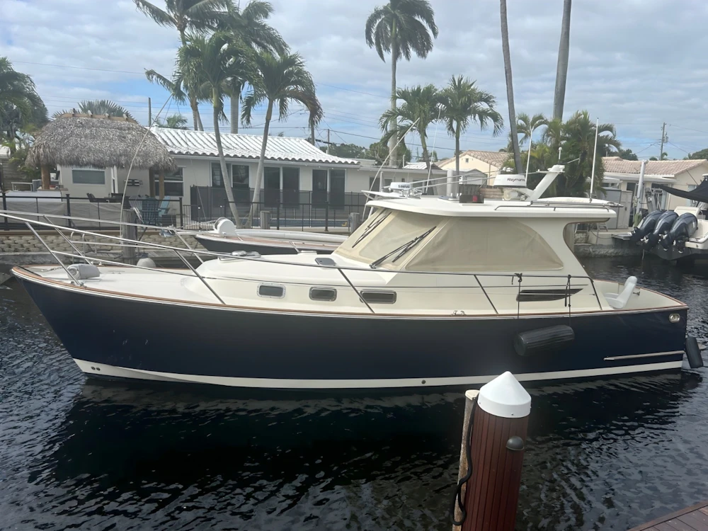 Legacy  Yacht For Sale