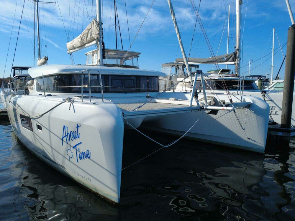 Lagoon 42 Yacht For Sale