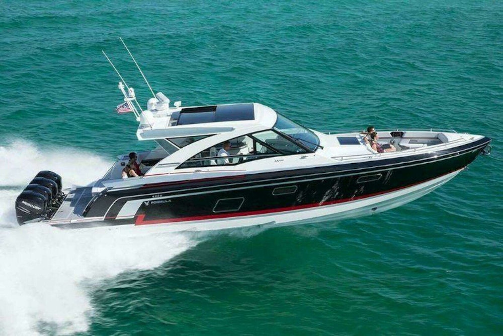 Formula 430 SSC Yacht For Sale