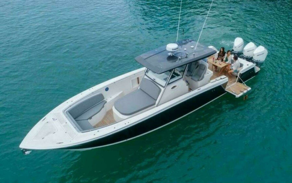 Fishing Raptor 390 Solarium Yacht For Sale
