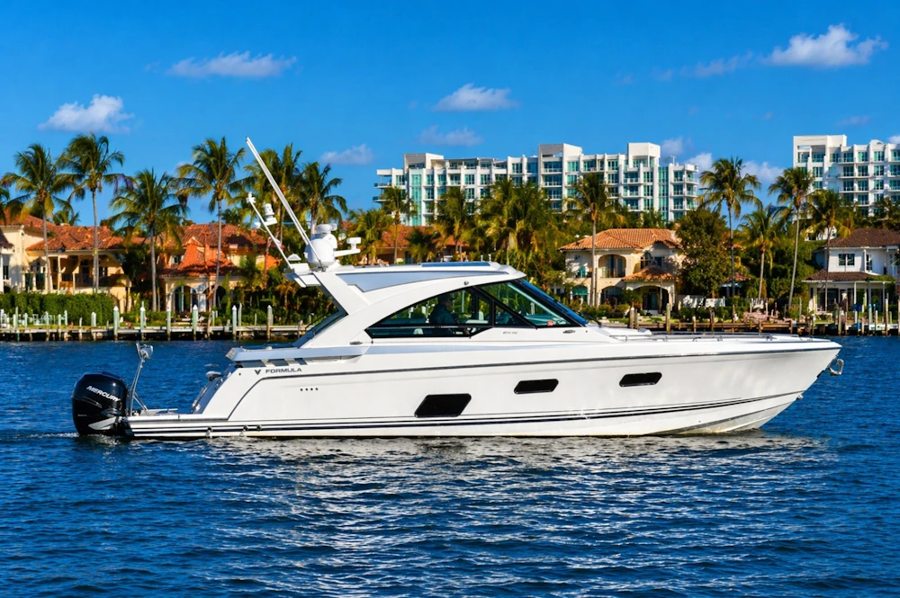 Formula 400 Super Sport Crossover Yacht For Sale