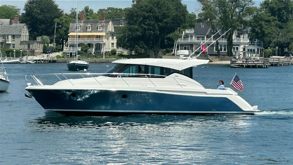 Tiara Yachts C39 Coupe Yacht For Sale