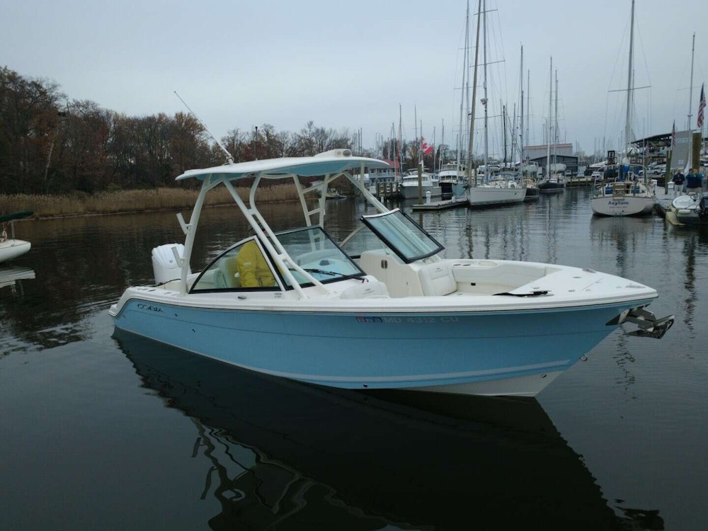 Cobia 240 DC Yacht For Sale