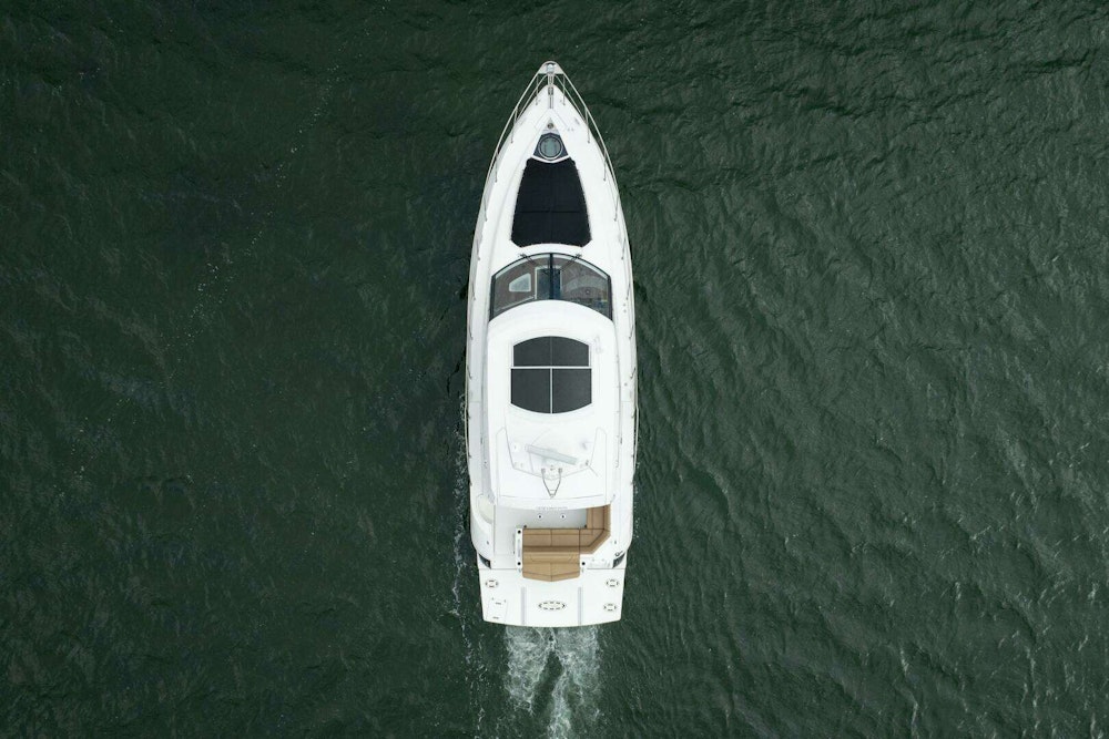 Cruisers Yachts  Yacht For Sale