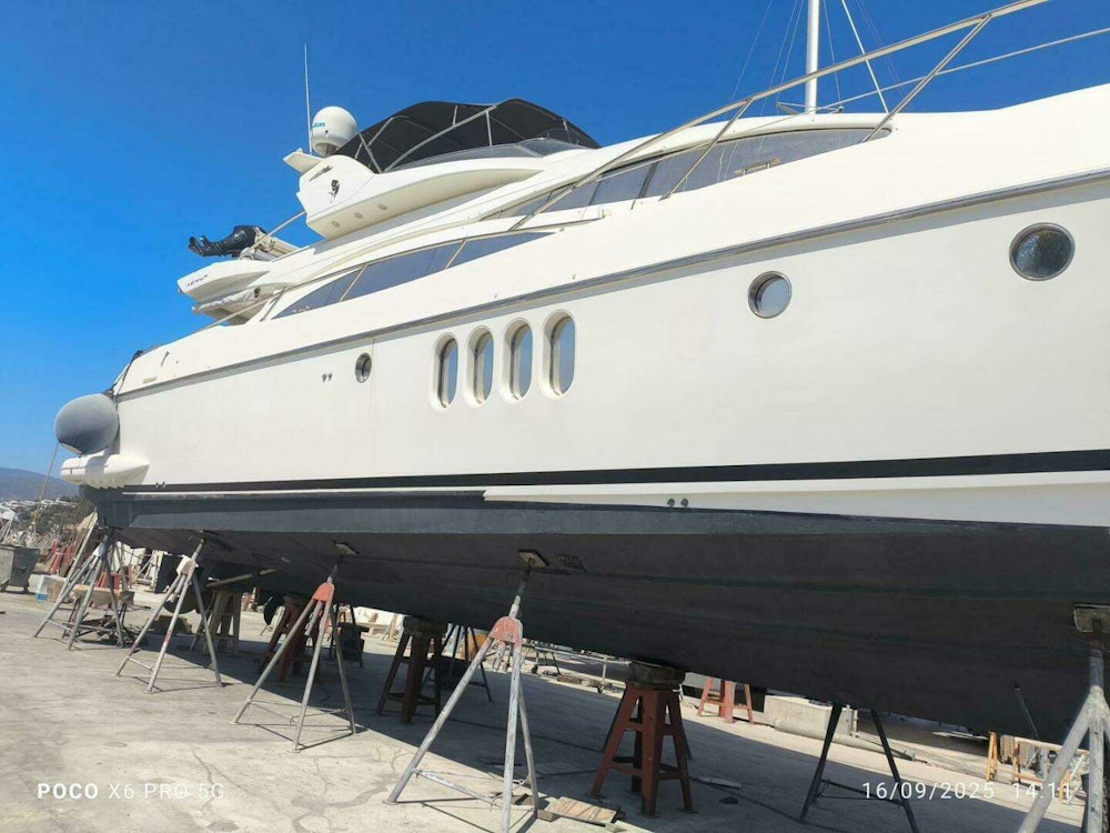 Azimut  Yacht For Sale