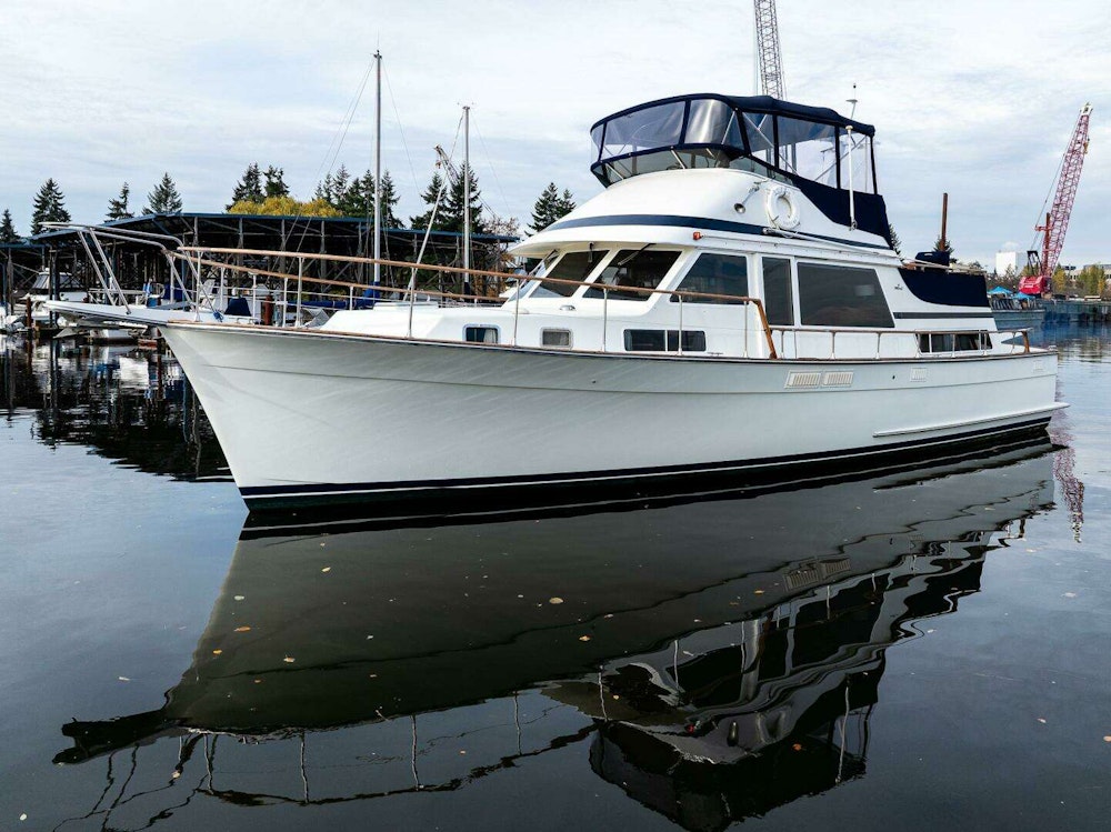 Tollycraft 48 Yacht For Sale