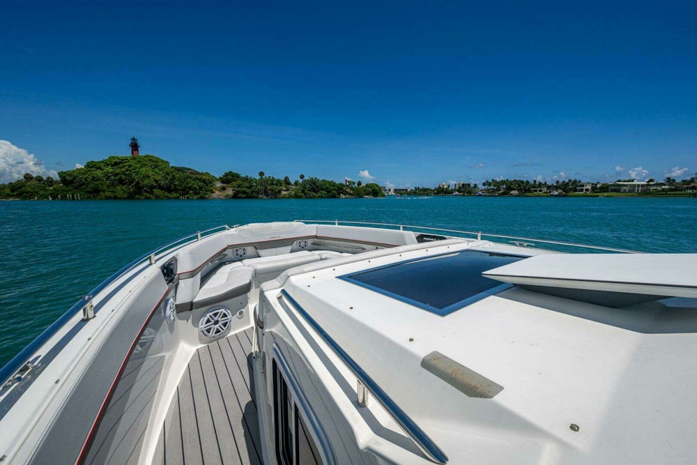 Formula 430 SSC Yacht For Sale