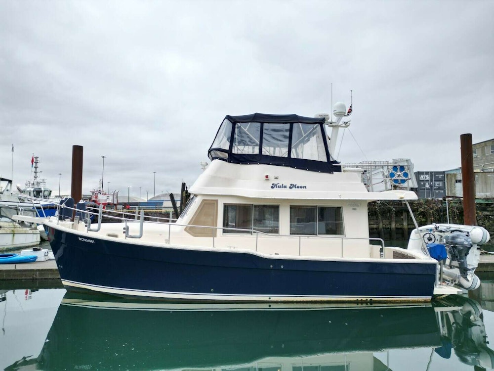 Mainship  Yacht For Sale