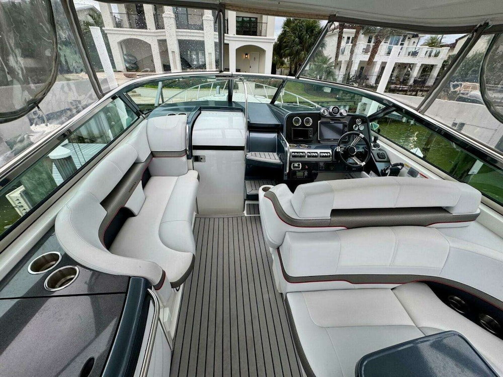 Formula 370 Super Sport Yacht For Sale