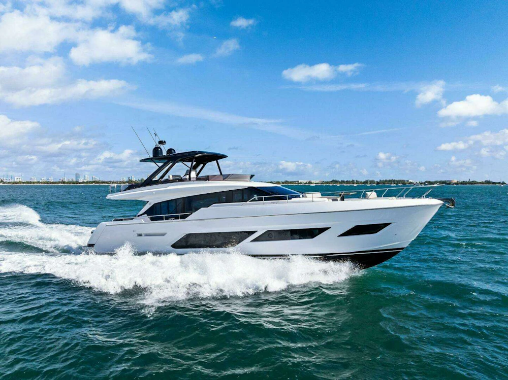 Ferretti Yachts 720 Yacht For Sale