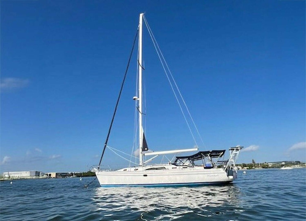 Catalina 445 Yacht For Sale