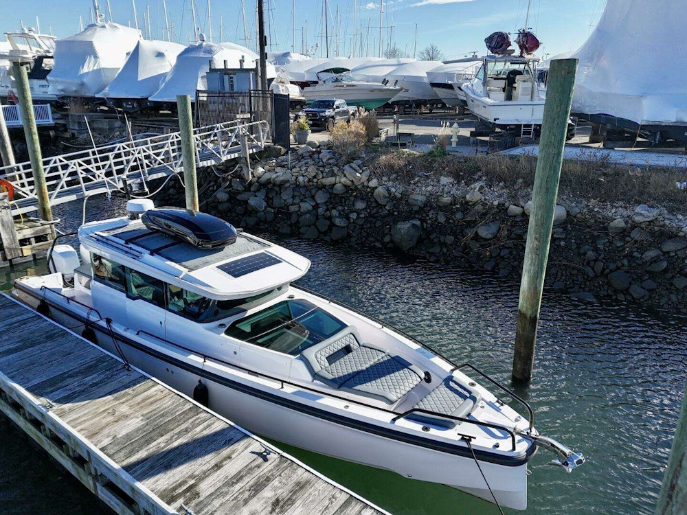 Axopar 37 Cross Cabin Yacht For Sale