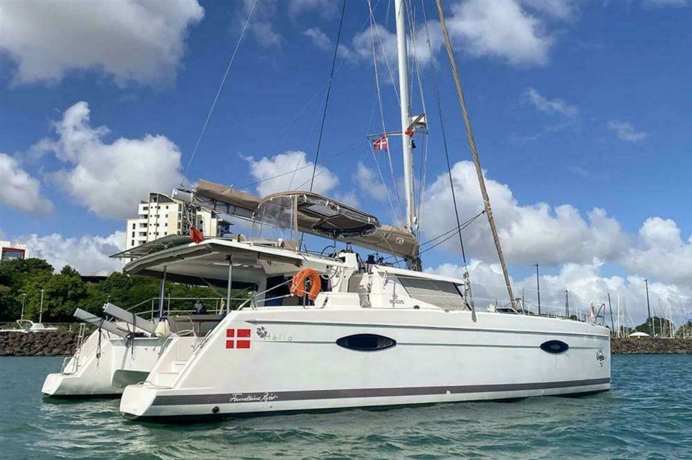 Fountaine Pajot Helia 44 Yacht For Sale