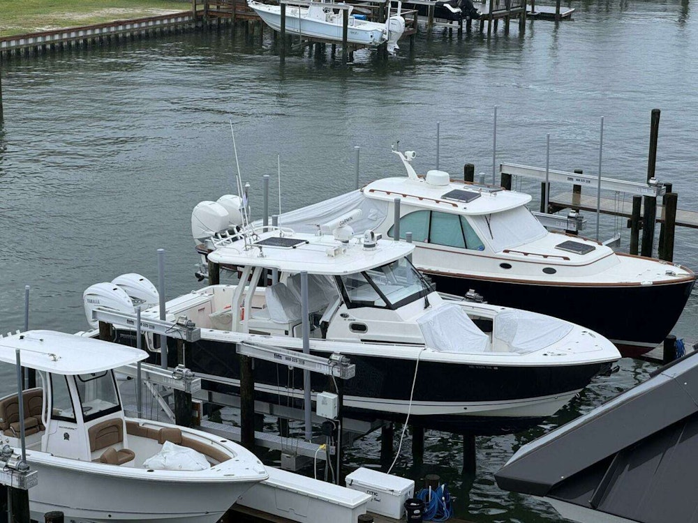 Pursuit 358 Yacht For Sale