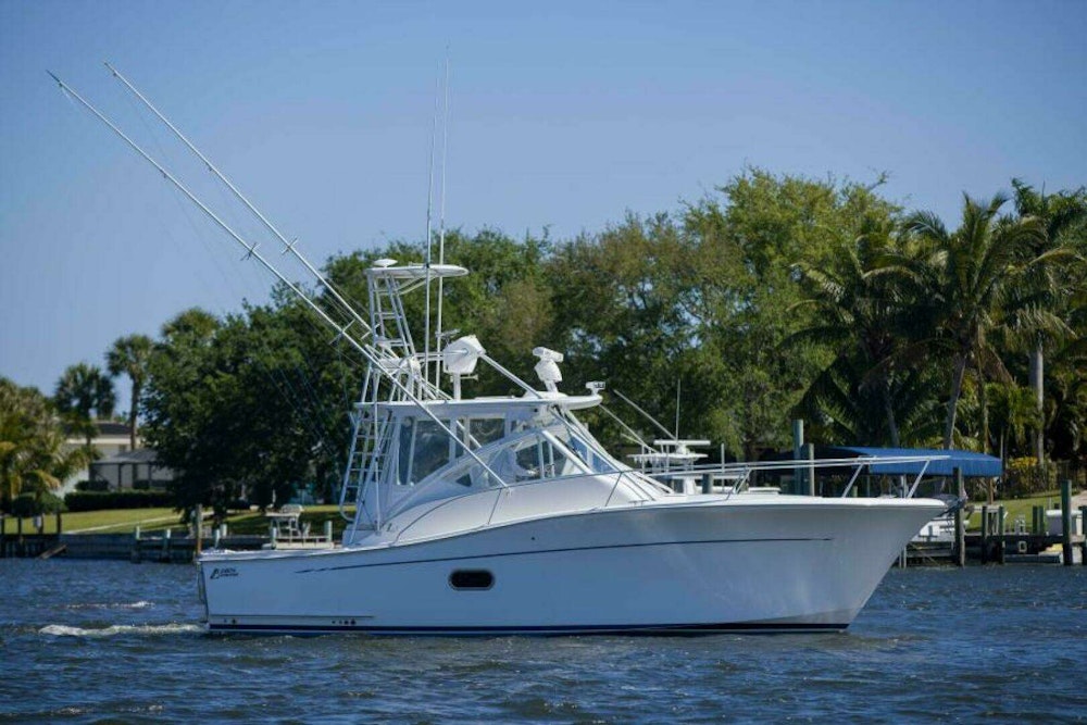 Luhrs 37 Canyon Express Yacht For Sale