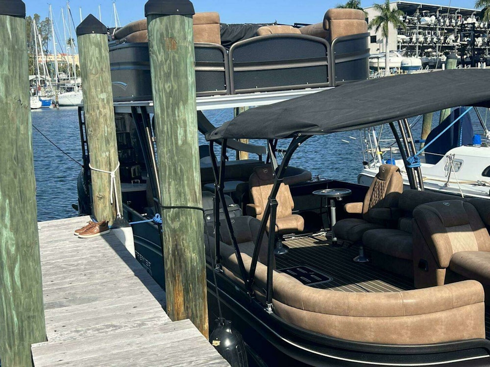 Premier 330 Escalante Yacht For Sale