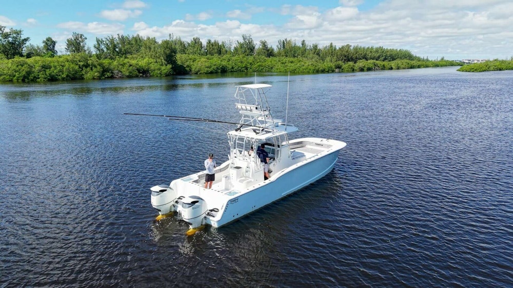 TideLine Boats 365 OFFSHORE Yacht For Sale