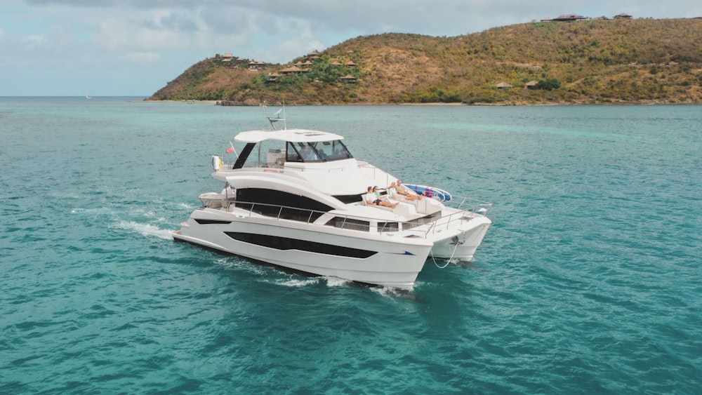 Aquila 54 Yacht For Sale