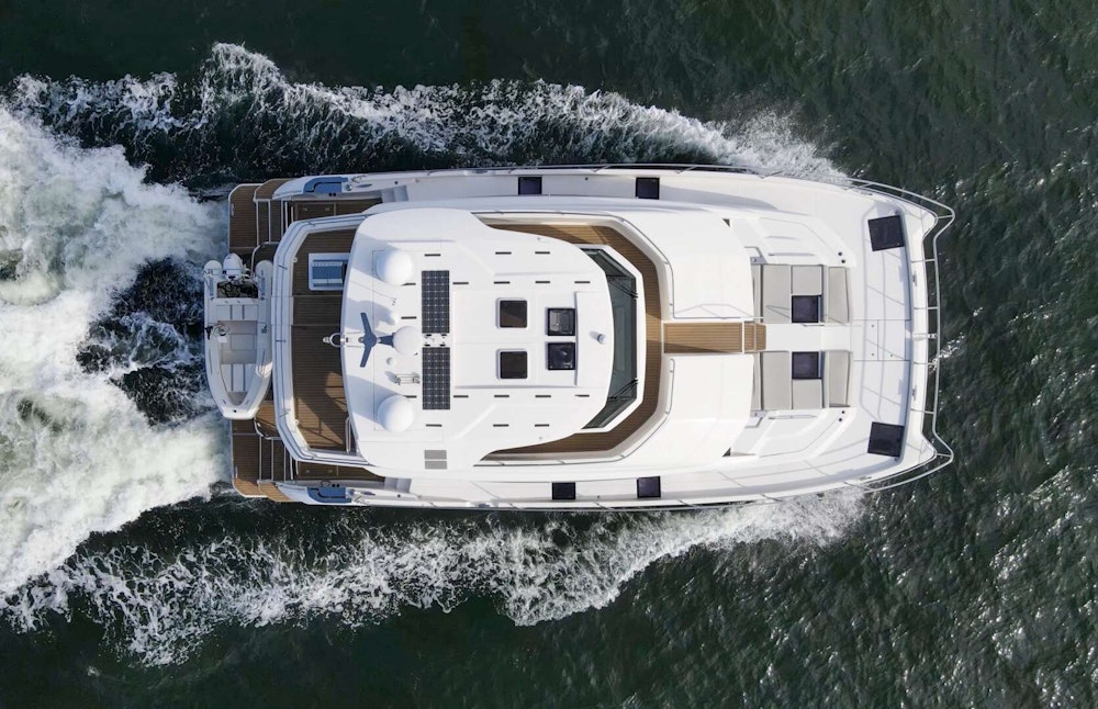 Aquila 54 Yacht For Sale