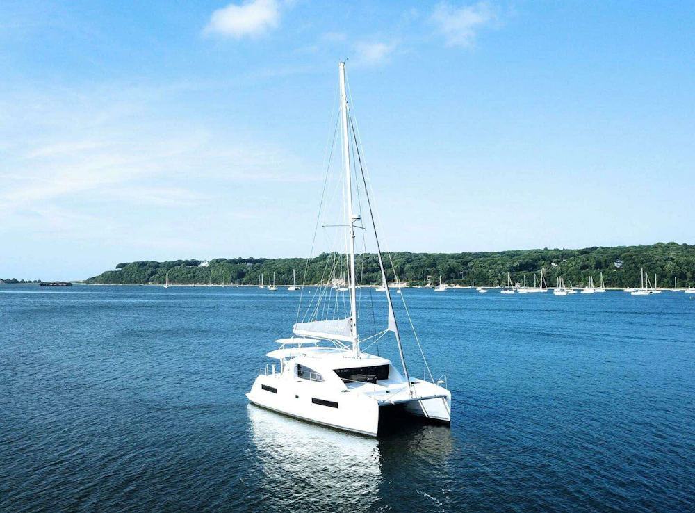 Robertson & Caine Leopard Yacht For Sale