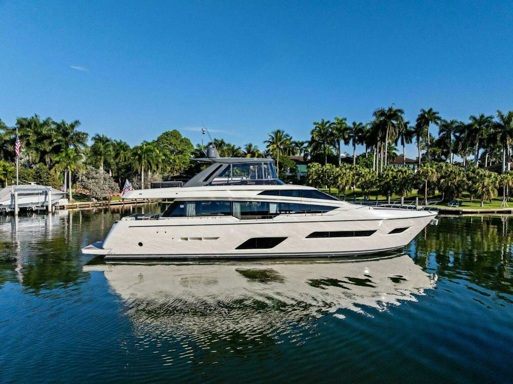 Ferretti Yachts 780 Yacht For Sale