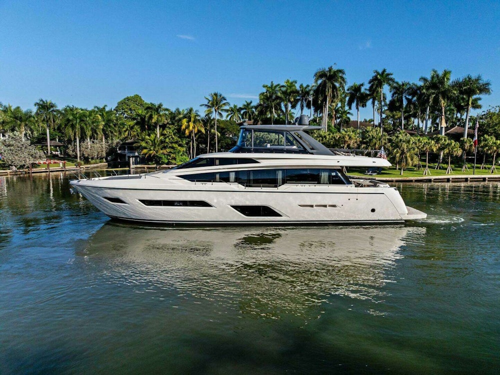 Ferretti Yachts 780 Yacht For Sale