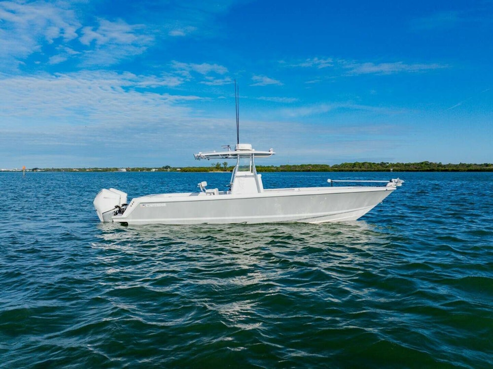 Contender ST Yacht For Sale