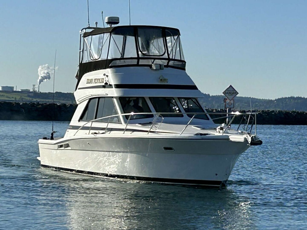 Riviera 34 Convertible Yacht For Sale