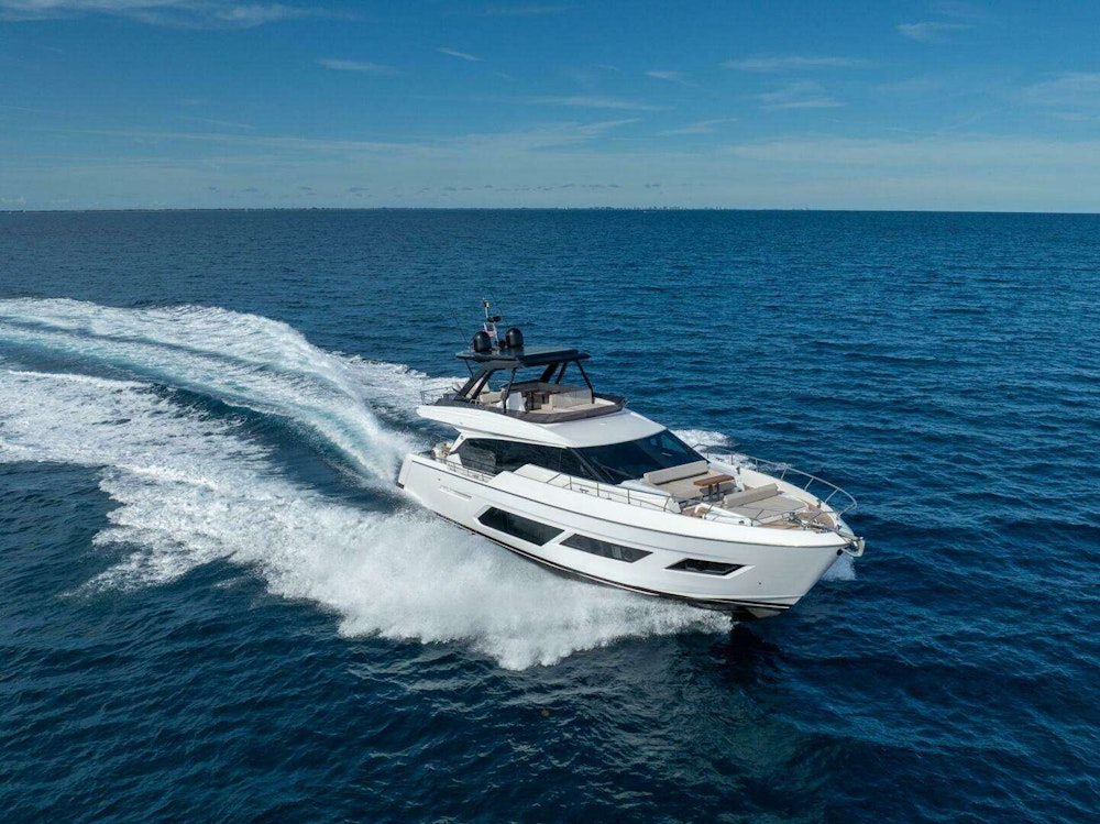 Ferretti Yachts 720 Yacht For Sale