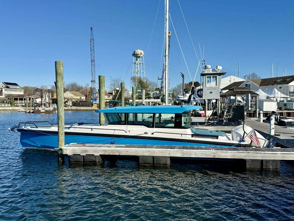 Axopar  Yacht For Sale